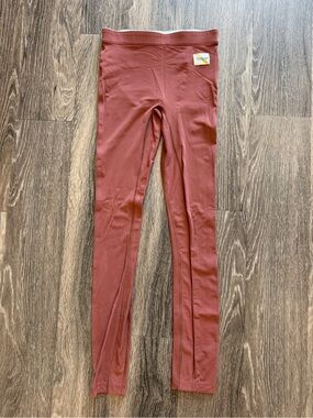 Tracksmith Turnover Tights
